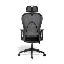 Sedia da ufficio con schienale in rete mesh e poggiatesta
