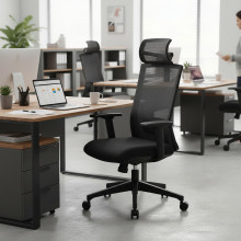 Sedia da ufficio con schienale in rete mesh e poggiatesta